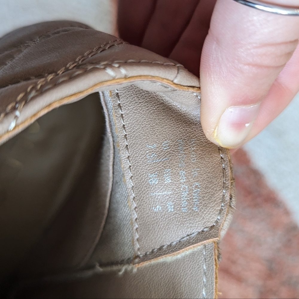 Women's Cream ALDO Booties size 7.5 - Picture 8 of 8